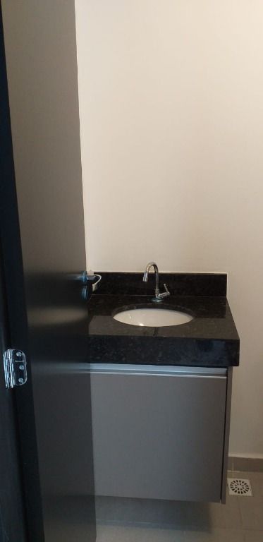 Kitnet para aluguel no Bangu: 