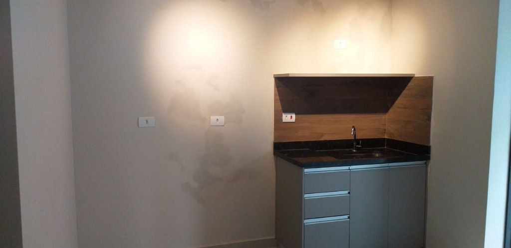 Kitnet para aluguel no Bangu: 