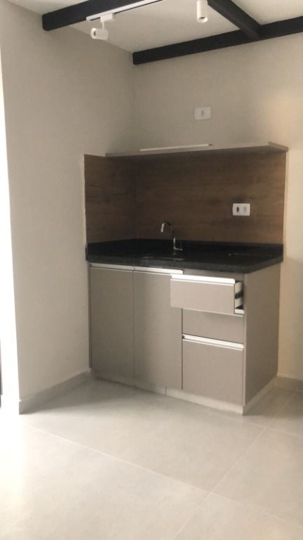 Kitnet para aluguel no Bangu: 