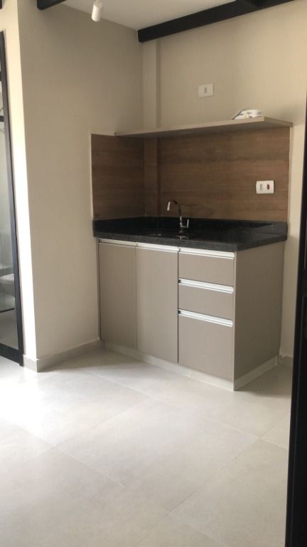 Kitnet para aluguel no Bangu: 