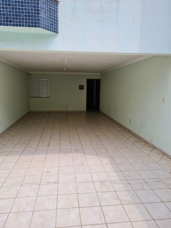 Sobrado para aluguel no Campestre: 