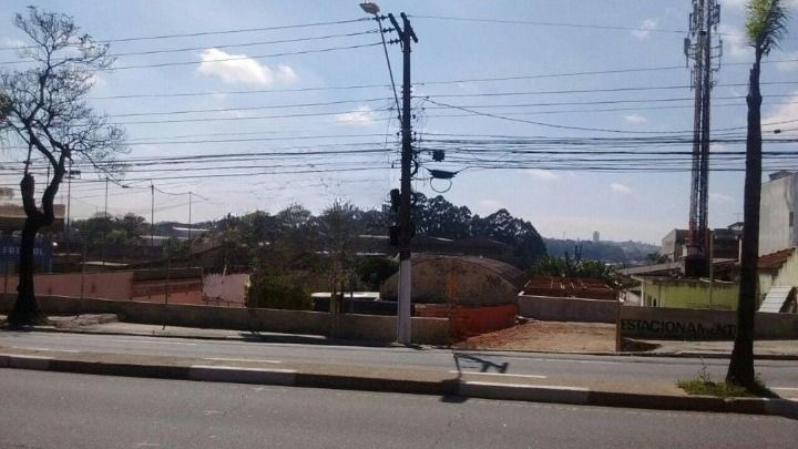 Terreno para aluguel no Campestre: 