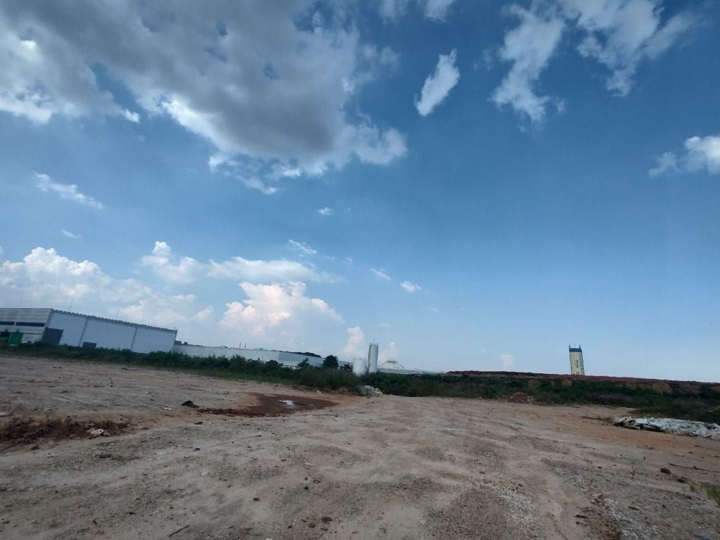 Terreno para aluguel no Parque Central: 