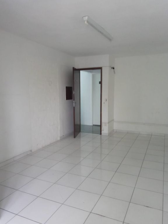 Sala para aluguel no Centro: 