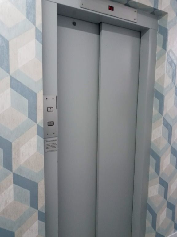 Sala para aluguel no Centro: 