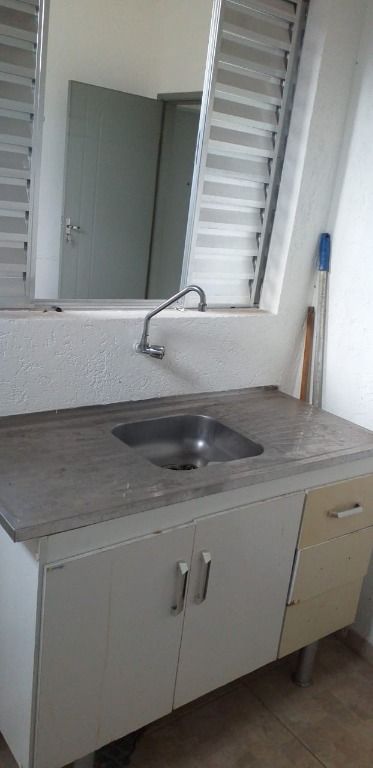 Sala para aluguel no Parque Oratório: 