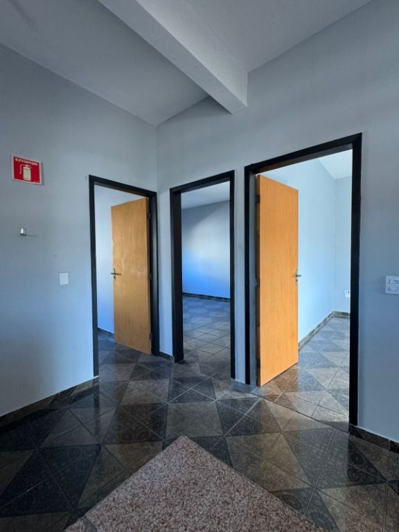 Galpão para aluguel no Jardim Guarará: 