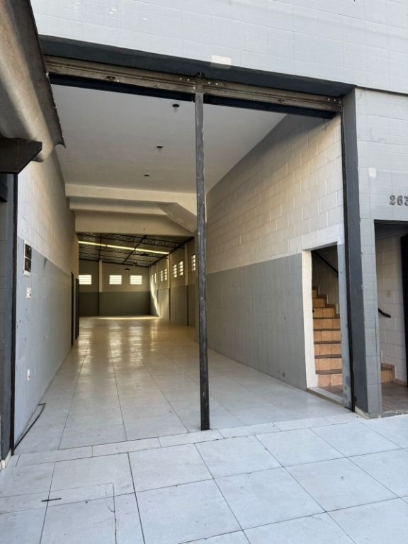 Galpão para aluguel no Jardim Guarará: 