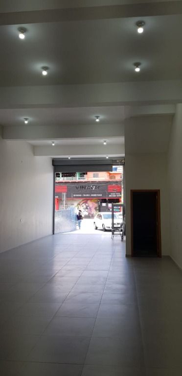 Salão para aluguel no Jardim Utinga: 