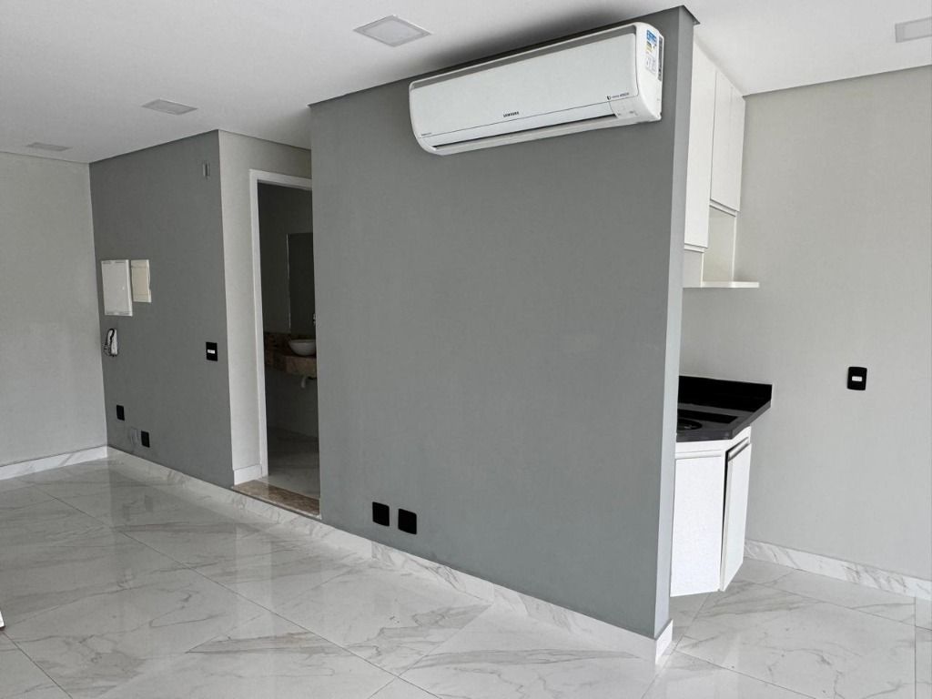 Sala para aluguel no Centro: 