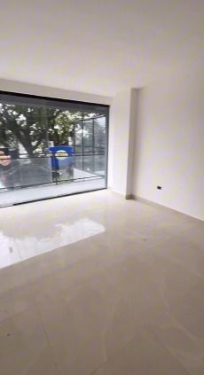 Loja para aluguel no Vila Curuçá: 