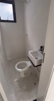 Loja para aluguel no Vila Curuçá: 