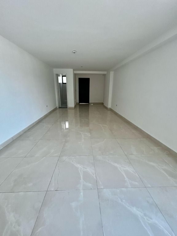 Loja para aluguel no Vila Curuçá: 