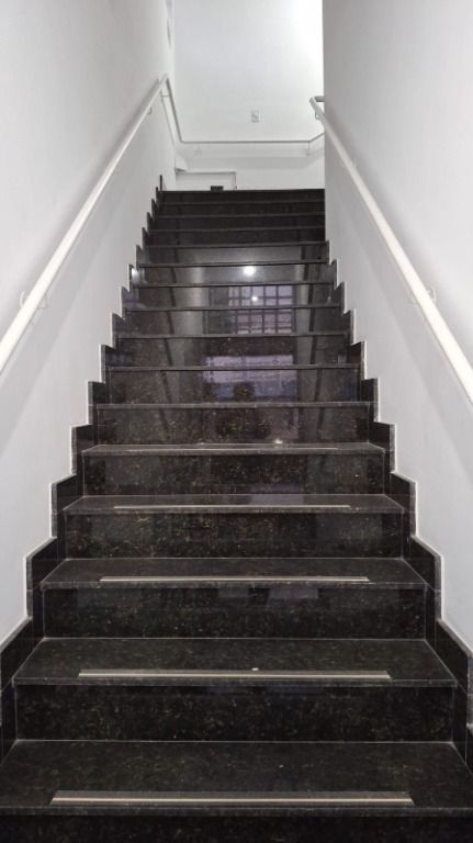 Sala para aluguel no Centro: 