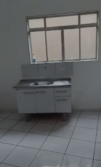 Casa para aluguel no Jardim Rina: 