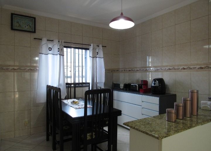 Sobrado para aluguel no Jardim Utinga: 