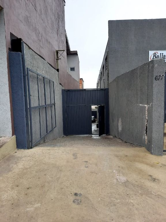 Galpão para aluguel no Vila Santa Luzia: 