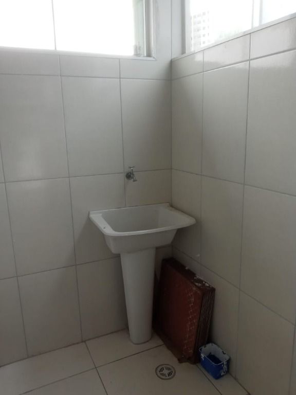Sala para aluguel no Parque João Ramalho: 