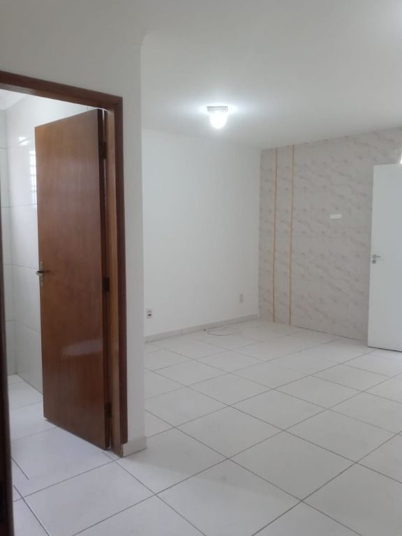 Sala para aluguel no Parque João Ramalho: 