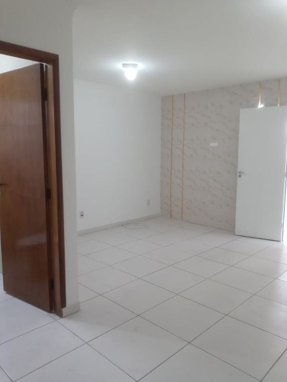 Sala para aluguel no Parque João Ramalho: 