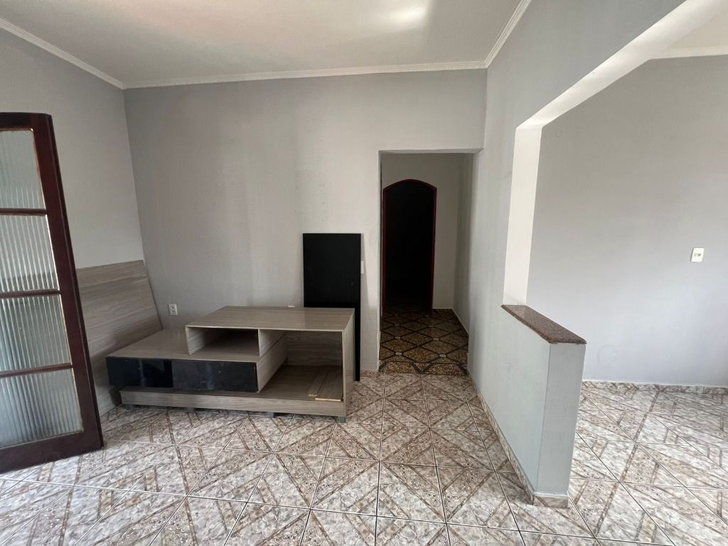 Casa para aluguel no Parque Capuava: 