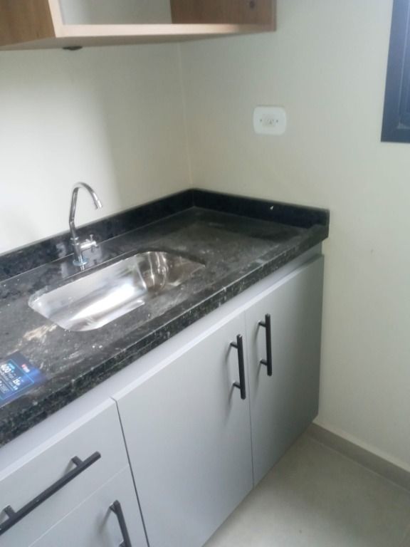 Kitnet para aluguel no Parque das Nações: 