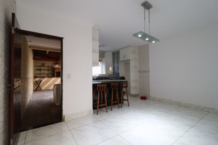 Sobrado para aluguel no Parque Oratório: 