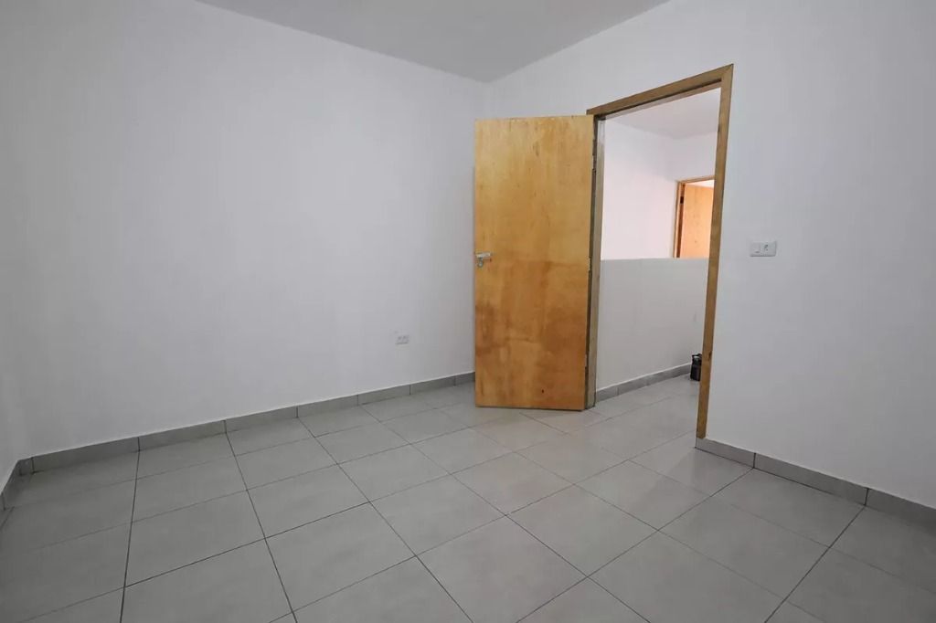 Casa para aluguel no Jardim Alzira Franco: 
