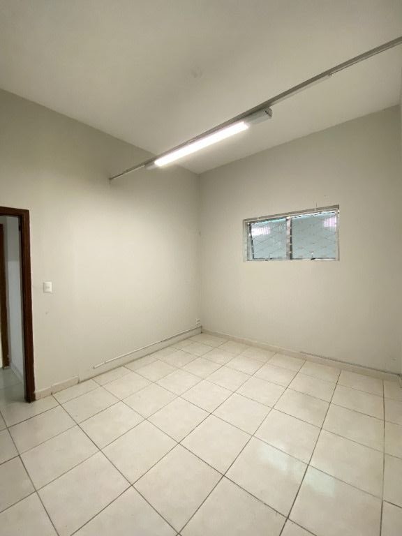 Casa para aluguel no Centro: 