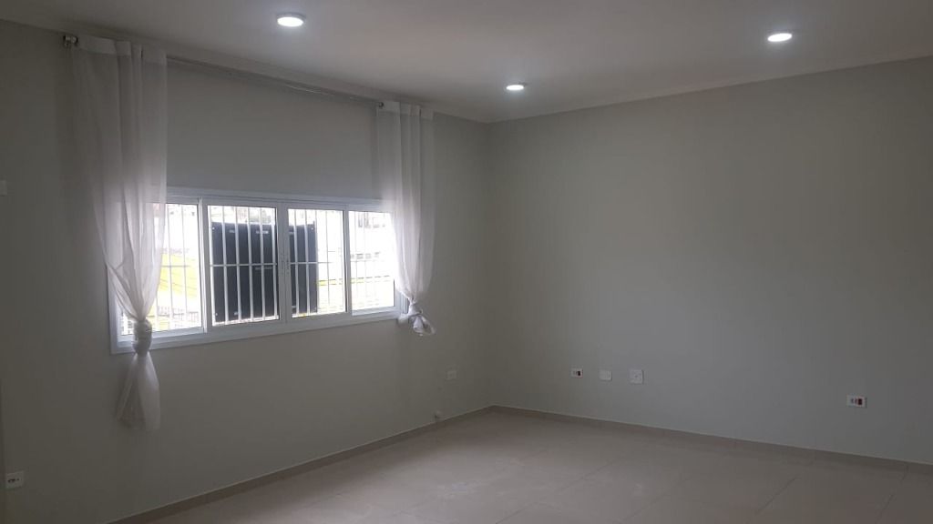 Sala para aluguel no Jardim Utinga: 