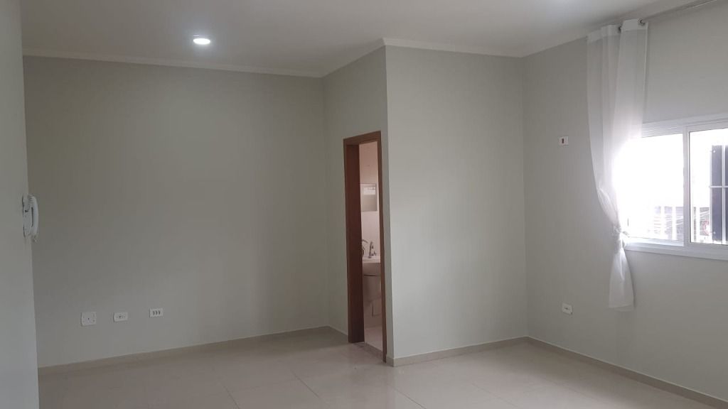 Sala para aluguel no Jardim Utinga: 