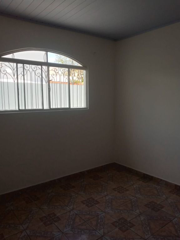 Casa para aluguel no Parque das Nações: 