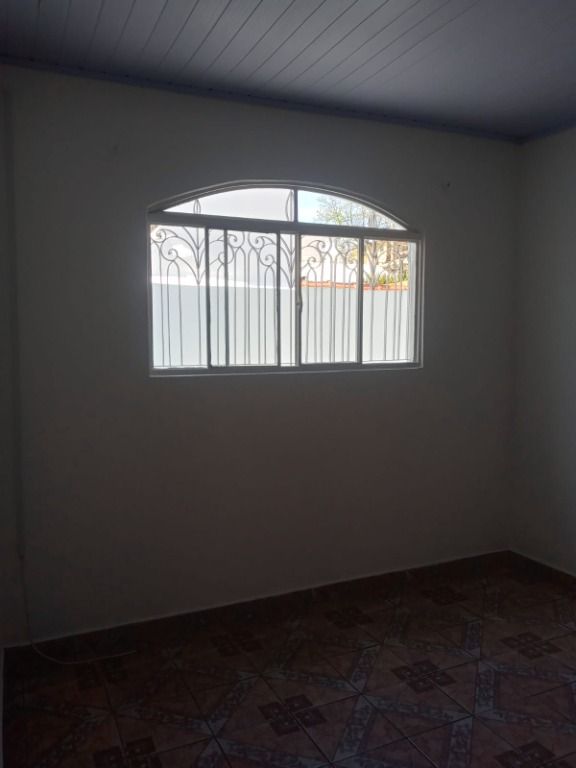 Casa para aluguel no Parque das Nações: 