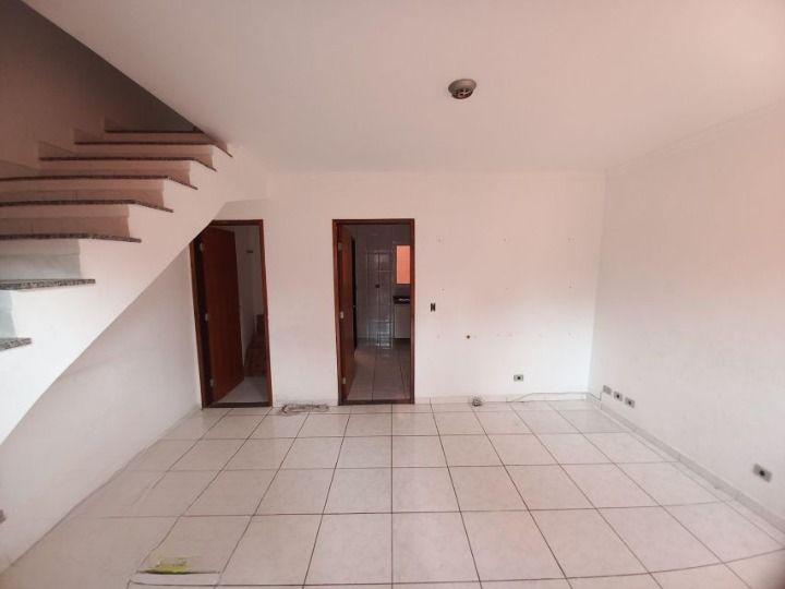 Sobrado para aluguel no Vila Curuçá: 