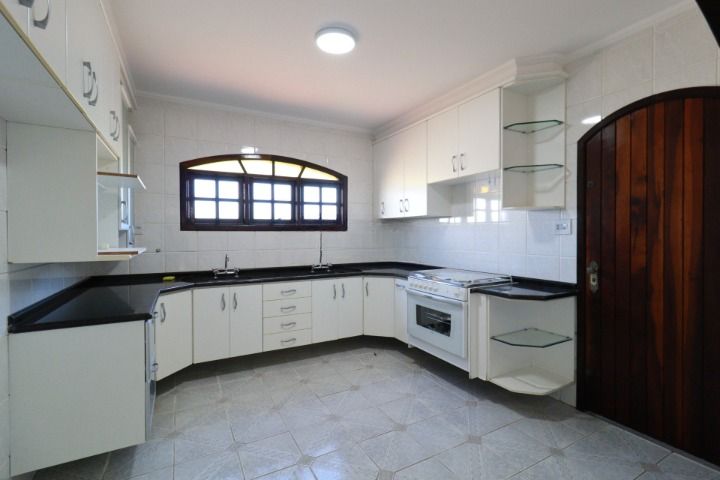 Sobrado para aluguel no Vila Camilópolis: 