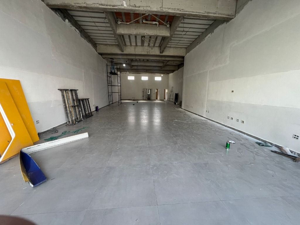 Galpão para aluguel no Santa Teresinha: 