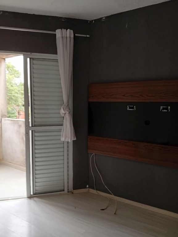 Casa para aluguel no Jardim Ana Maria: 