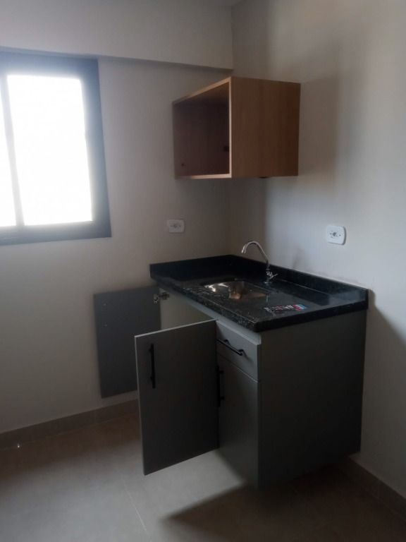 Kitnet para aluguel no Parque das Nações: 