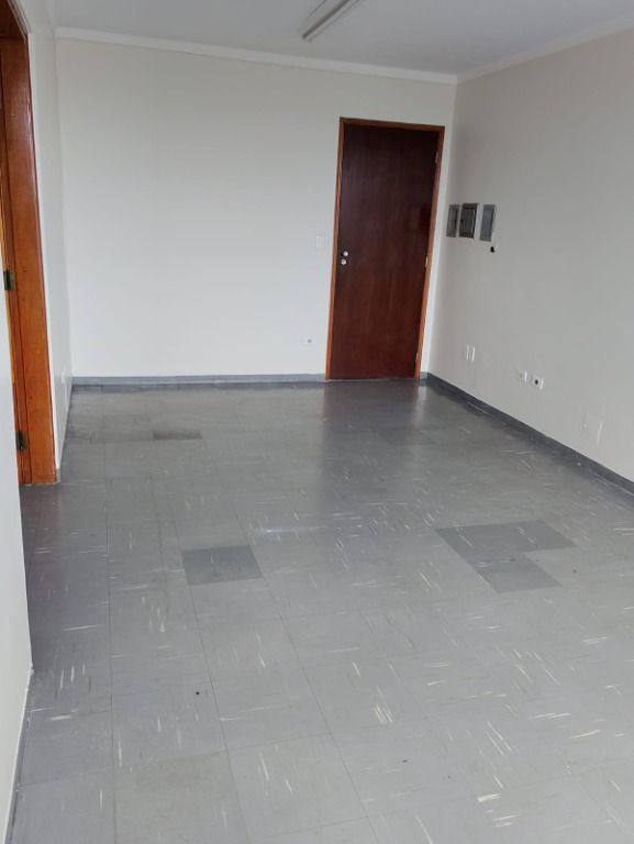 Sala para aluguel no Centro: 