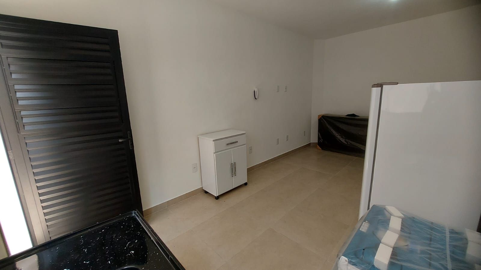 Kitnet para aluguel no Vila Curuçá: 