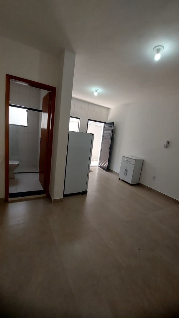 Kitnet para aluguel no Vila Curuçá: 