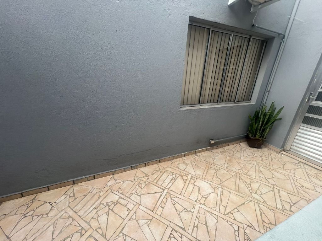 Sala para aluguel no Cidade São Jorge: 