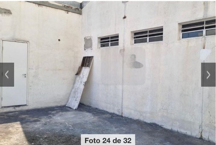 Prédio para aluguel no Centro: 