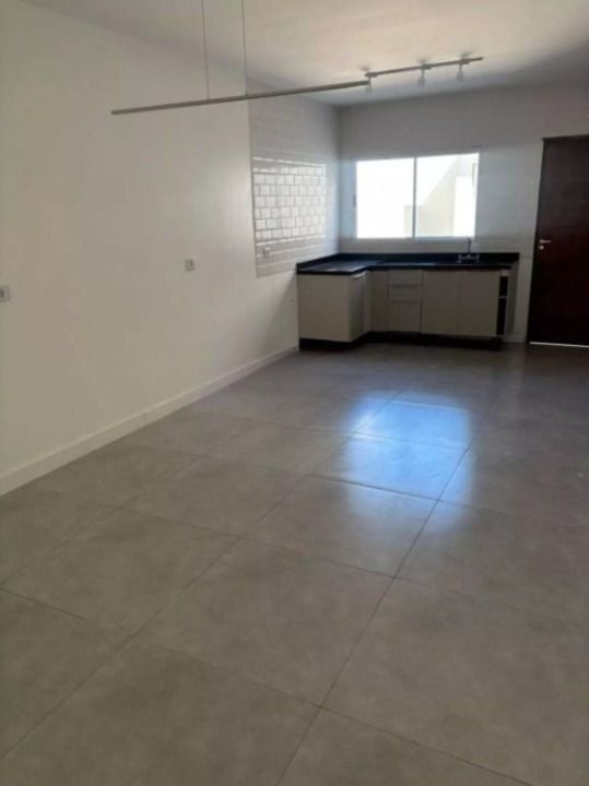 Sobrado para aluguel no Parque Novo Oratório: COZINHA