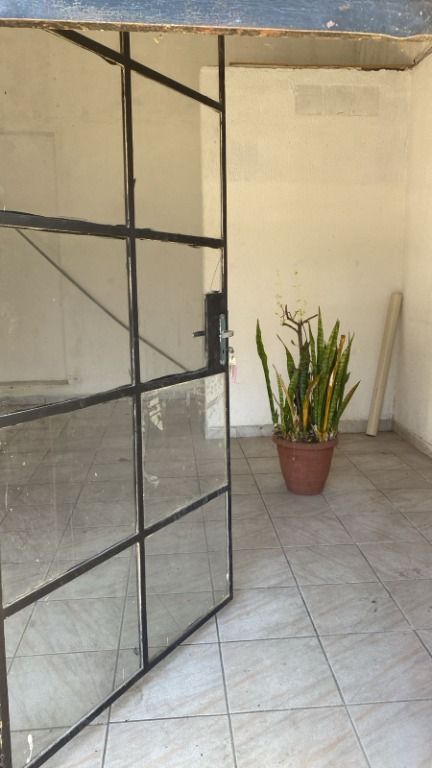 Salão para aluguel no Parque das Nações: 