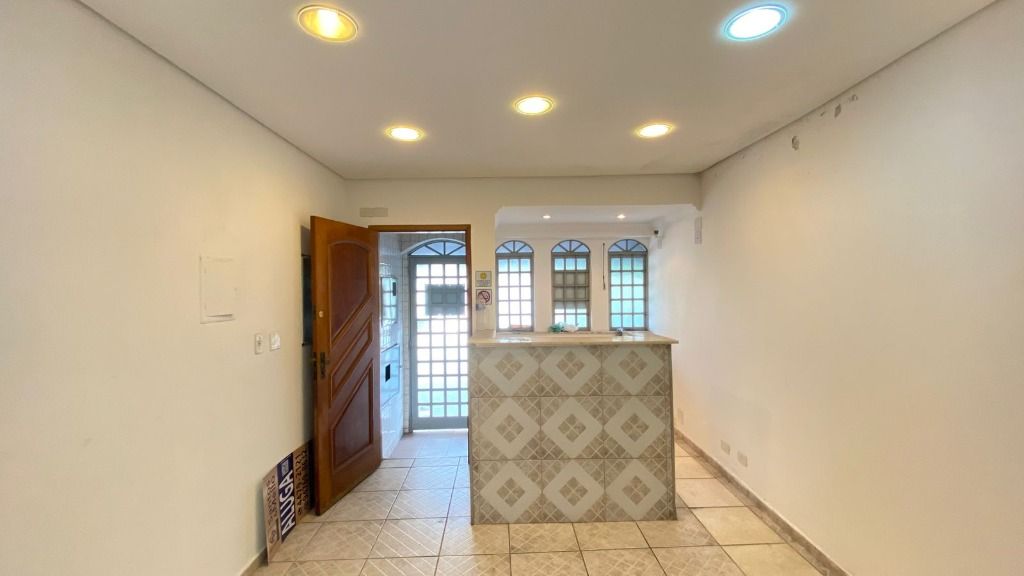 Sobrado para aluguel no Vila Assunção: 