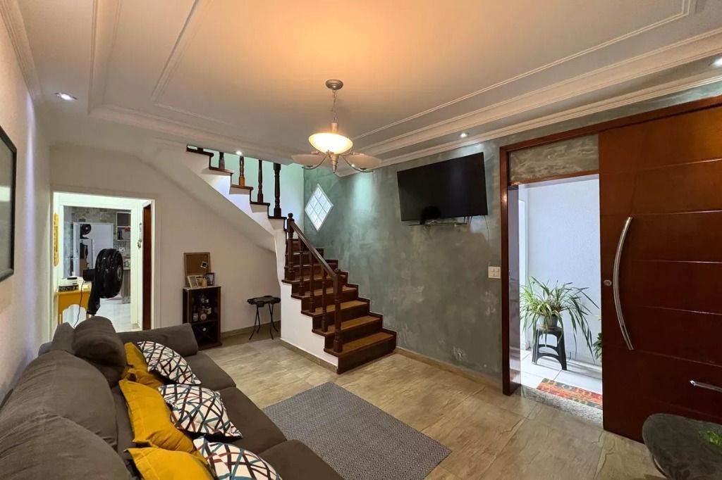 Sobrado para aluguel no Vila Curuçá: 