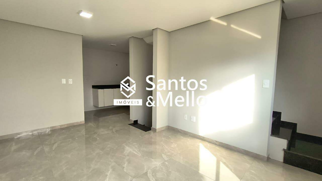 Sobrado para aluguel no Jardim Santo Alberto: 