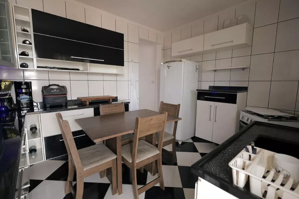 Sobrado para aluguel no Vila Guarará: 