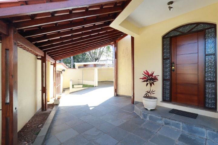 Sobrado para aluguel no Jardim: 